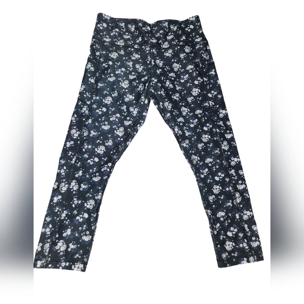 Vogo ATHLETICA Black Floral Cropped Leggings Side‎ Pockets Size Large